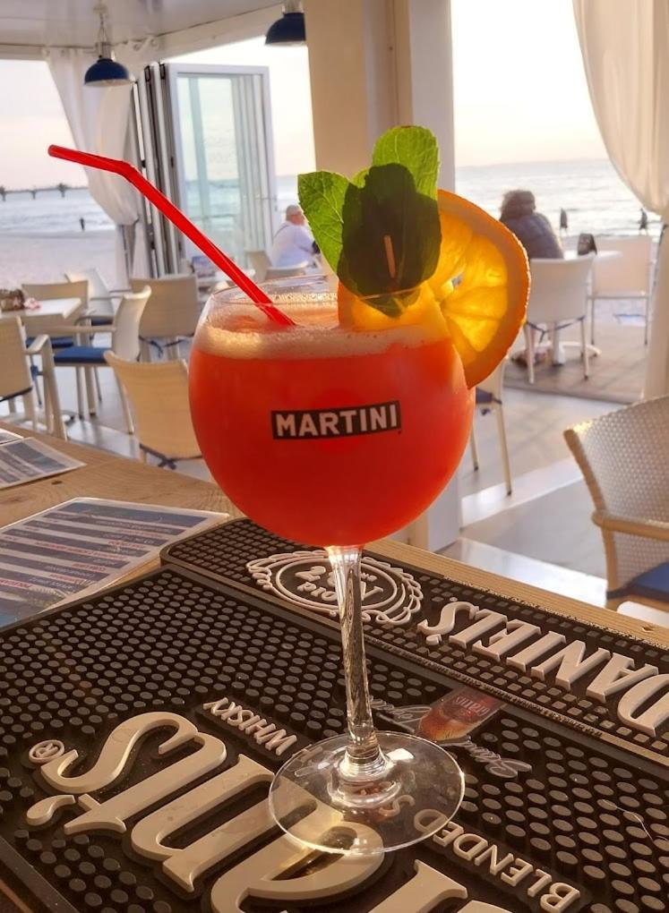 Villa Martini ミエンジズドロイェ エクステリア 写真